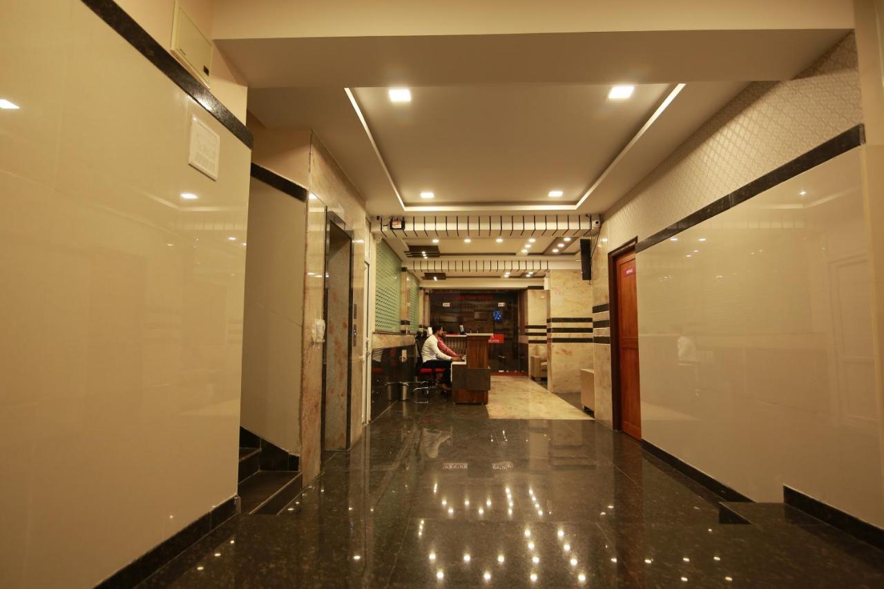 Hotel Apple Suites Bangalore Ngoại thất bức ảnh