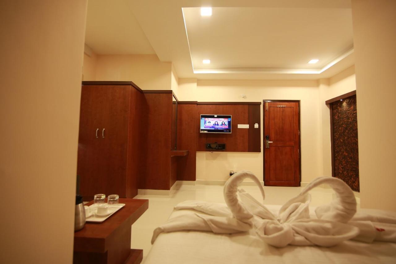 Hotel Apple Suites Bangalore Ngoại thất bức ảnh